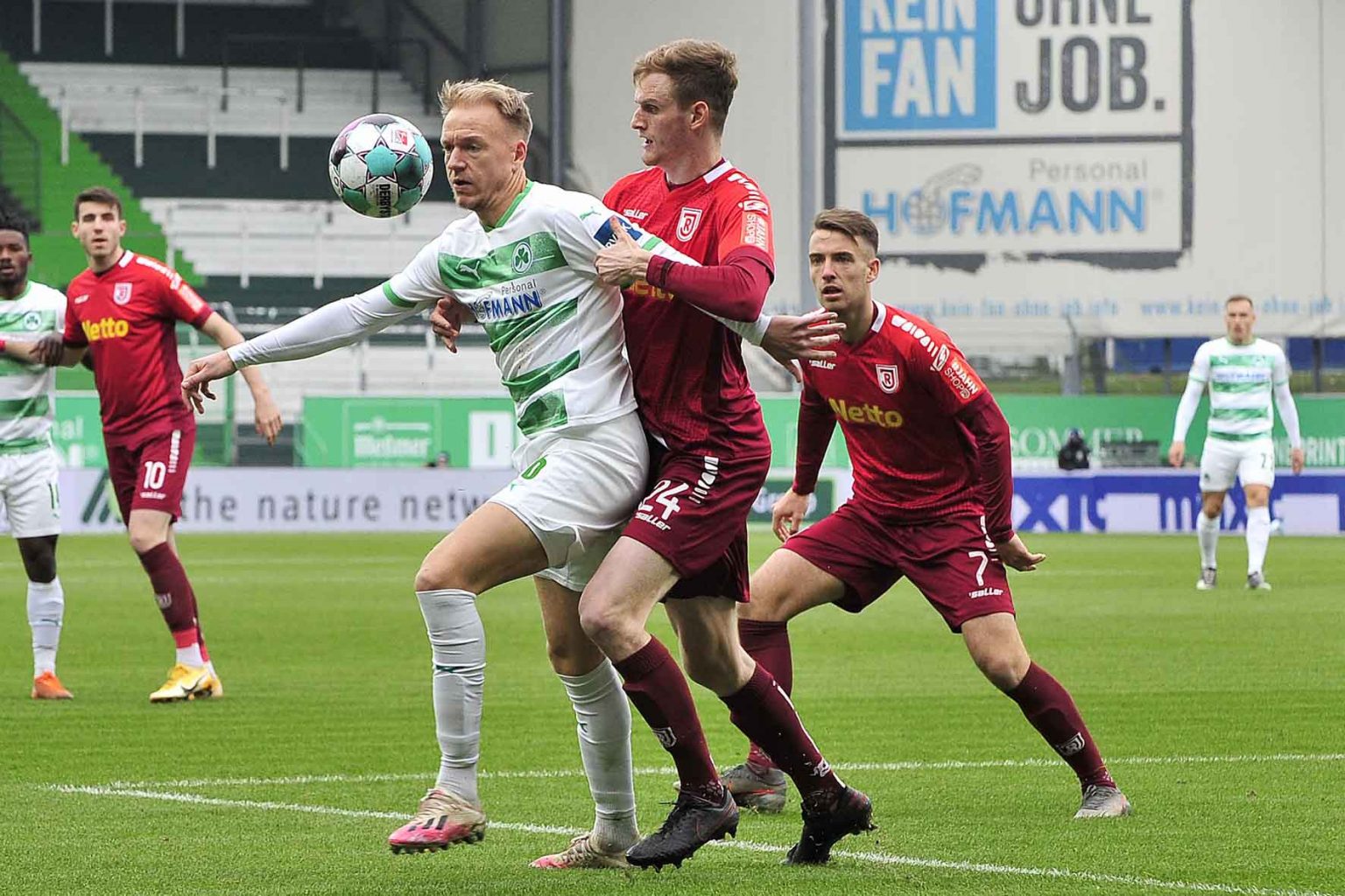 2. Liga SpVgg. Greuther Fürth SSV Jahn Regensburg 31 ISPFD // IPD 2. Liga SpVgg. Greuther Fürth SSV Jahn Regensburg 31 ISPFD // IPD