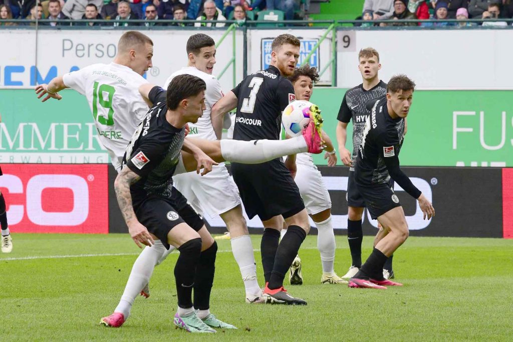 #Fussball, #Bundesliga, #DFL, #Liga2, #GreutherFürth, #sgf, #SportparkRonhof, #Kleeblatt, #HofmannPersonal, #BruderSpielwaren, #FrankenBrunnen, #GrünerBier, #RosicImmobilien, #simbadickiegroup, #Swietelsky, #WildPanda, #Fürth, #ball, #stadion, #zuschauer, #fans, #tor, #vielfaltgewinnt, #keinfanohnejob,