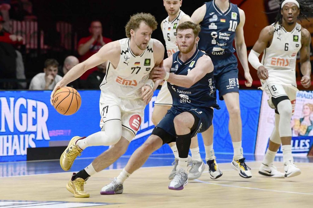 #bbl, #basketball, #proa, #nuernbergfalcons, #nuernberg, #falcons, #nbc, #kiametropolarena, #sparkassenuernberg, #nergie, #wbgnuernberg, #hofmannpersonal, #barmerliga, #nuebasketball, #vielfaltgewinnt, #keinfanohnejob, #norisblockers,