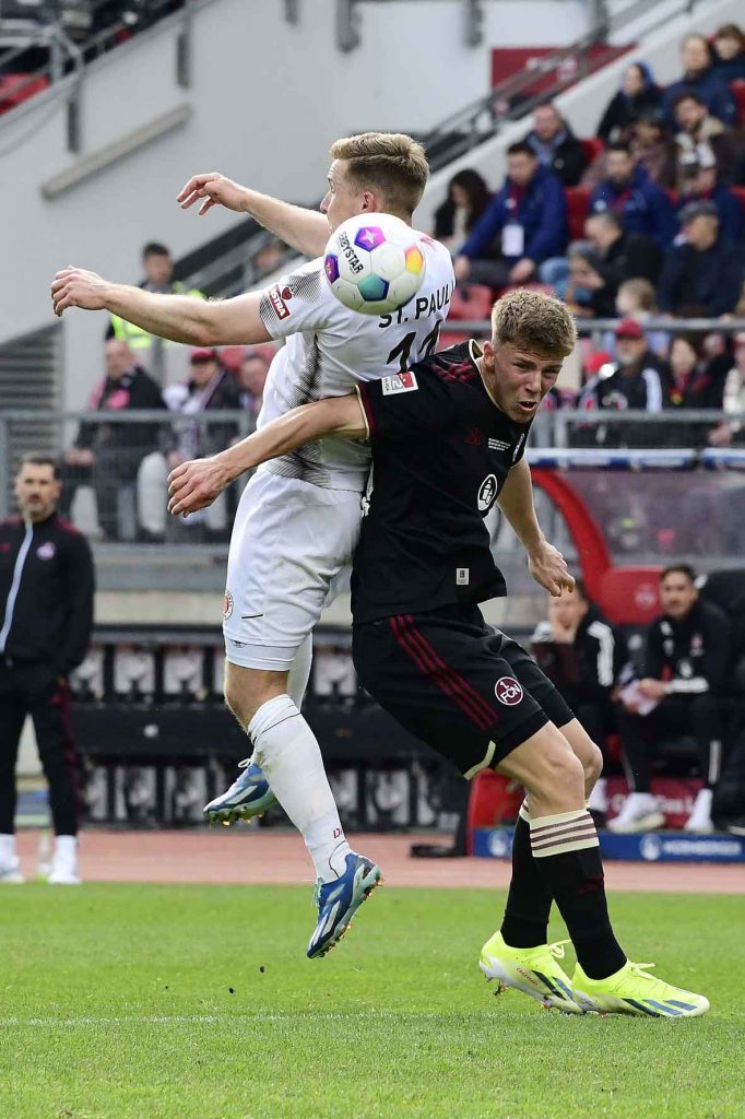 #Fußball, #Liga2, #Bundesliga, #DFL, #DFB, #Nürnberg, #Stadion, #MaxMorlockStadion, #Ball, #Sport, #Fans, #Torjubel, #Ausschreitung, #Pyrotechnik, #Fahnen, #Fanblock, #Faszination, #Action, #Zweikampf, #Schiedsrichter, #Linienrichter, #FrankenBrunnen, #RichterFrenzel, #WolfHeizung, #NErgie, #Kulmbacher, #SparkasseNürnberg, #Freizeit, #Familie, #Zuschauer, #MaxMorlock, #Spielräume, #Stolperstein, #JenöKonradCup, #dielegendelebt,