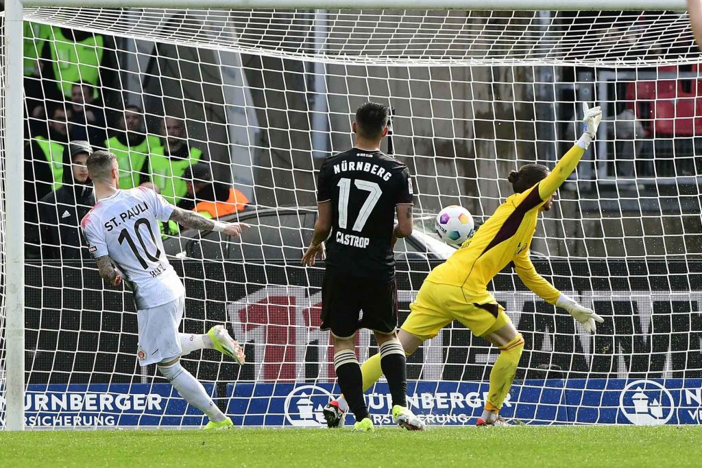 #Fußball, #Liga2, #Bundesliga, #DFL, #DFB, #Nürnberg, #Stadion, #MaxMorlockStadion, #Ball, #Sport, #Fans, #Torjubel, #Ausschreitung, #Pyrotechnik, #Fahnen, #Fanblock, #Faszination, #Action, #Zweikampf, #Schiedsrichter, #Linienrichter, #FrankenBrunnen, #RichterFrenzel, #WolfHeizung, #NErgie, #Kulmbacher, #SparkasseNürnberg, #Freizeit, #Familie, #Zuschauer, #MaxMorlock, #Spielräume, #Stolperstein, #JenöKonradCup, #dielegendelebt,