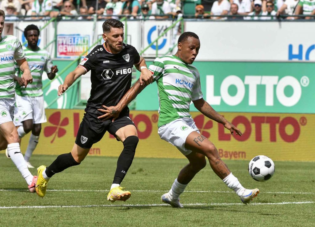 #Fussball, #Bundesliga, #DFL, #Liga2, #GreutherFürth, #sgf, #SportparkRonhof, #Kleeblatt, #HofmannPersonal, #BruderSpielwaren, #FrankenBrunnen, #GrünerBier, #RosicImmobilien, #simbadickiegroup, #Swietelsky, #WildPanda, #Fürth, #ball, #stadion, #zuschauer, #fans, #tor, #vielfaltgewinnt, #keinfanohnejob,