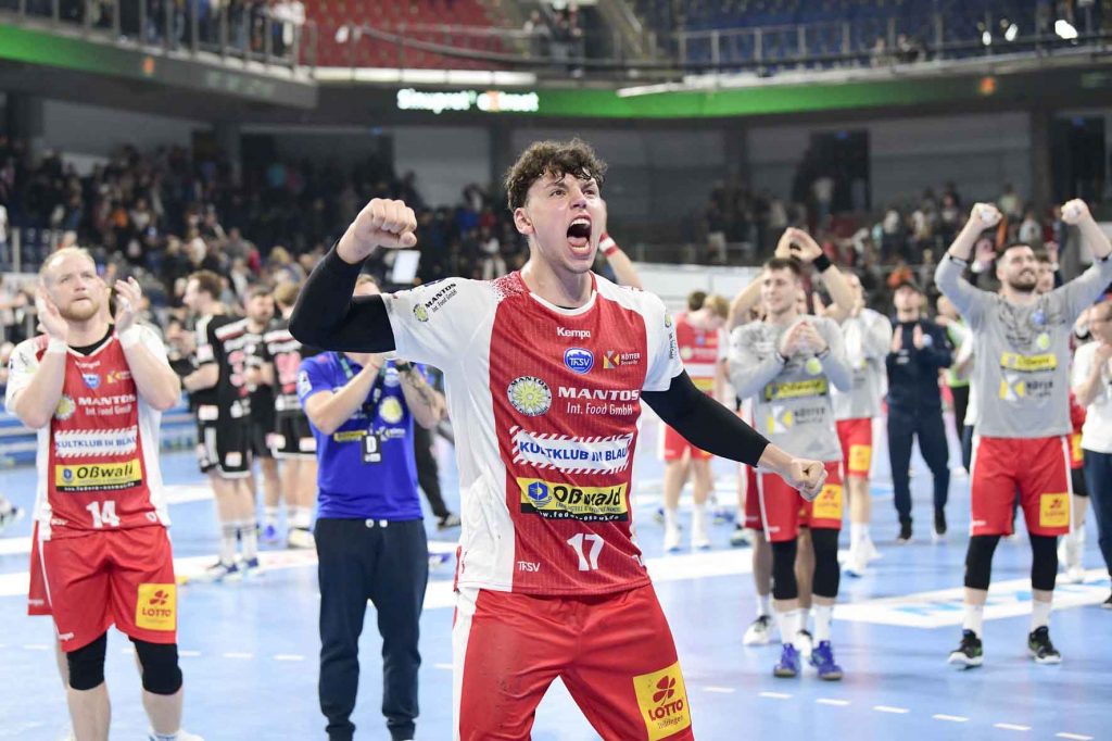 #Handballbundesliga, #LiquiMoly, #HCErlangen, #Handball, #HBL, #Nuremberg, #Erlangen, #ArenaNürnbergerVersicherung, #heitec, #Fackelmann, #Aichinger, #BarthHaas, #Bodin, #MaxBögl, #Bionorica, #Hemmersbach, #hlstudios, #HofmannPersonal, #LauerEuromovers, #Mauss, #pensionsolution, #Schultheiß, #SontowskiPartner, #Tucher, #Wild Panda, #hce, #ball, #tor, #zuschauer, #fans, #vielfaltgewinnt, #keinfanohnejob,