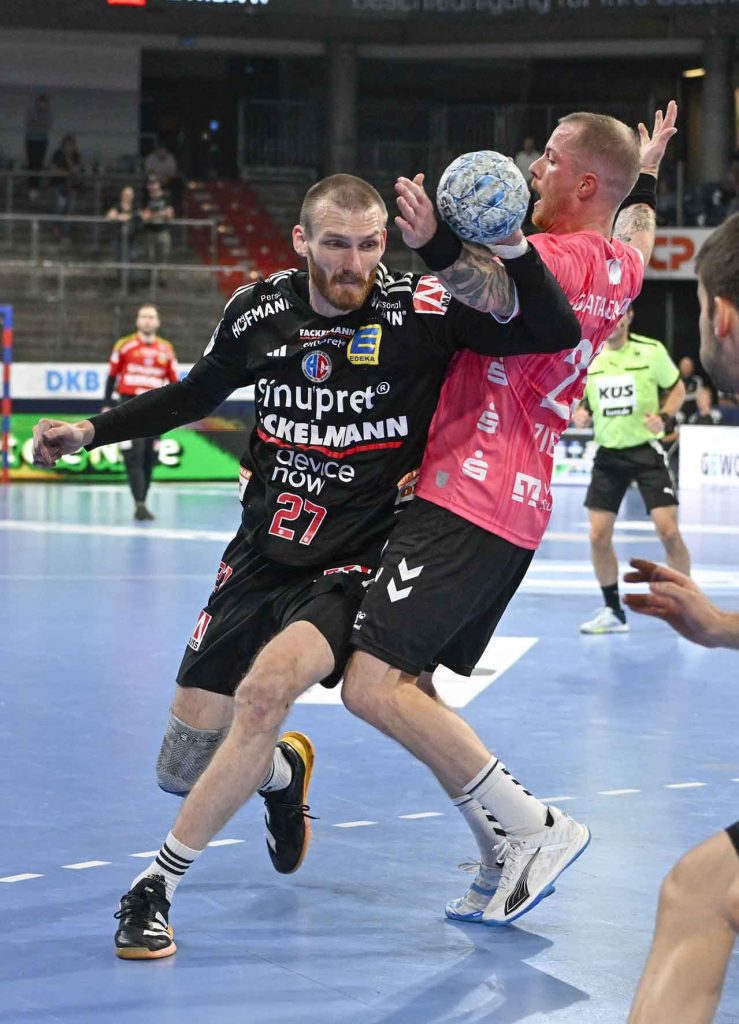 #Handballbundesliga, #LiquiMoly, #HCErlangen, #Handball, #HBL, #Nuremberg, #Erlangen, #ArenaNürnbergerVersicherung, #heitec, #Fackelmann, #Aichinger, #BarthHaas, #Bodin, #MaxBögl, #Bionorica, #Hemmersbach, #hlstudios, #HofmannPersonal, #LauerEuromovers, #Mauss, #pensionsolution, #Schultheiß, #SontowskiPartner, #Tucher, #Wild Panda, #hce, #ball, #tor, #zuschauer, #fans, #vielfaltgewinnt, #keinfanohnejob,