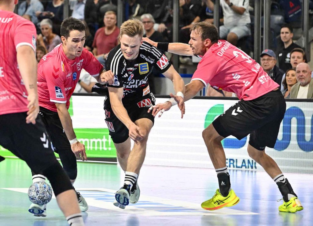#Handballbundesliga, #LiquiMoly, #HCErlangen, #Handball, #HBL, #Nuremberg, #Erlangen, #ArenaNürnbergerVersicherung, #heitec, #Fackelmann, #Aichinger, #BarthHaas, #Bodin, #MaxBögl, #Bionorica, #Hemmersbach, #hlstudios, #HofmannPersonal, #LauerEuromovers, #Mauss, #pensionsolution, #Schultheiß, #SontowskiPartner, #Tucher, #Wild Panda, #hce, #ball, #tor, #zuschauer, #fans, #vielfaltgewinnt, #keinfanohnejob,