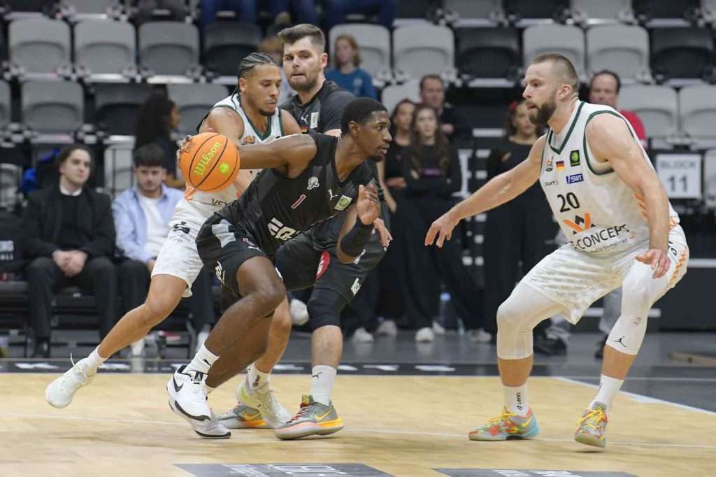 #bbl, #basketball, #proa, #nuernbergfalcons, #nuernberg, #falcons, #nbc, #kiametropolarena, #sparkassenuernberg, #nergie, #wbgnuernberg, #hofmannpersonal, #barmerliga, #nuebasketball, #vielfaltgewinnt, #keinfanohnejob, #norisblockers,