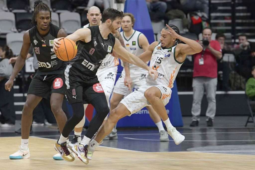 #bbl, #basketball, #proa, #nuernbergfalcons, #nuernberg, #falcons, #nbc, #kiametropolarena, #sparkassenuernberg, #nergie, #wbgnuernberg, #hofmannpersonal, #barmerliga, #nuebasketball, #vielfaltgewinnt, #keinfanohnejob, #norisblockers,