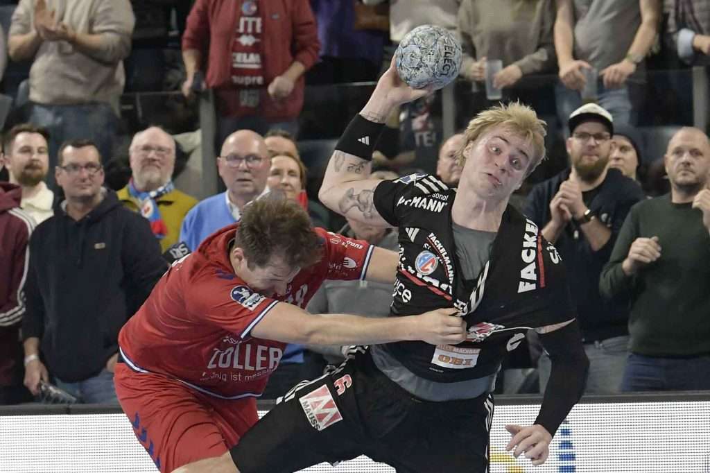 #Handballbundesliga, #LiquiMoly, #HCErlangen, #Handball, #HBL, #Nuremberg, #Erlangen, #ArenaNürnbergerVersicherung, #heitec, #Fackelmann, #Aichinger, #BarthHaas, #Bodin, #MaxBögl, #Bionorica, #Hemmersbach, #hlstudios, #HofmannPersonal, #LauerEuromovers, #Mauss, #pensionsolution, #Schultheiß, #SontowskiPartner, #Tucher, #Wild Panda, #hce, #ball, #tor, #zuschauer, #fans, #vielfaltgewinnt, #keinfanohnejob,