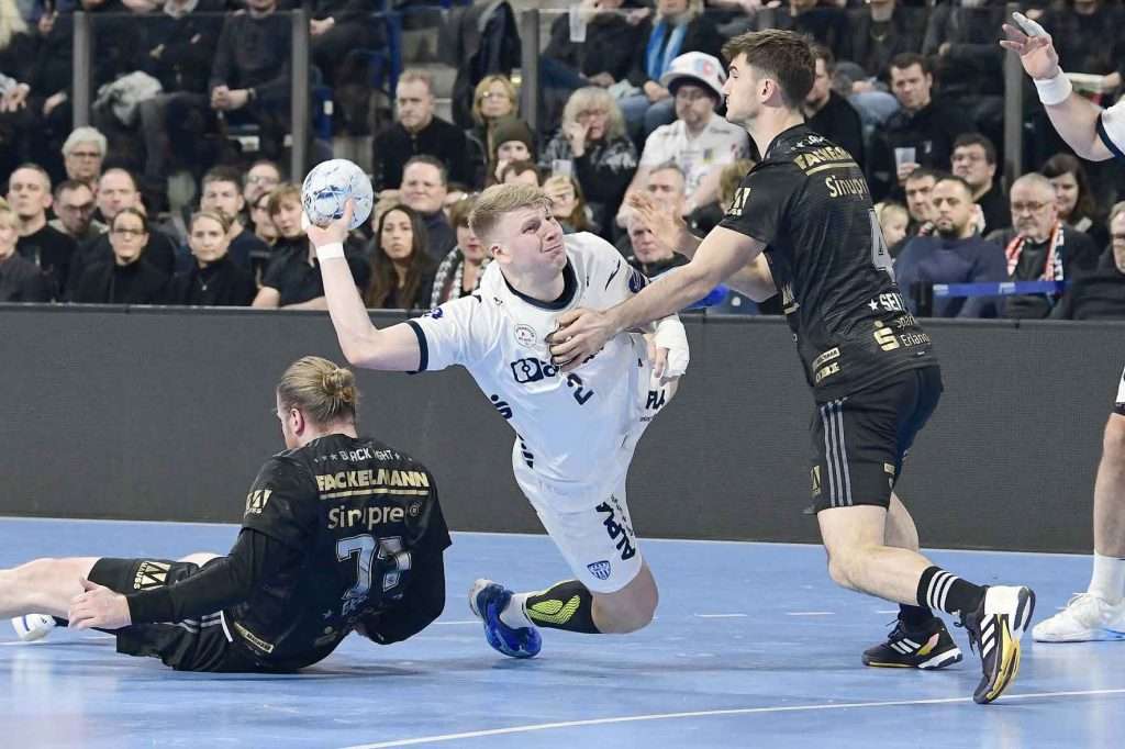 #Handballbundesliga, #LiquiMoly, #HCErlangen, #Handball, #HBL, #Nuremberg, #Erlangen, #ArenaNürnbergerVersicherung, #heitec, #Fackelmann, #Aichinger, #BarthHaas, #Bodin, #MaxBögl, #Bionorica, #Hemmersbach, #hlstudios, #HofmannPersonal, #LauerEuromovers, #Mauss, #pensionsolution, #Schultheiß, #SontowskiPartner, #Tucher, #Wild Panda, #hce, #ball, #tor, #zuschauer, #fans, #vielfaltgewinnt, #keinfanohnejob,