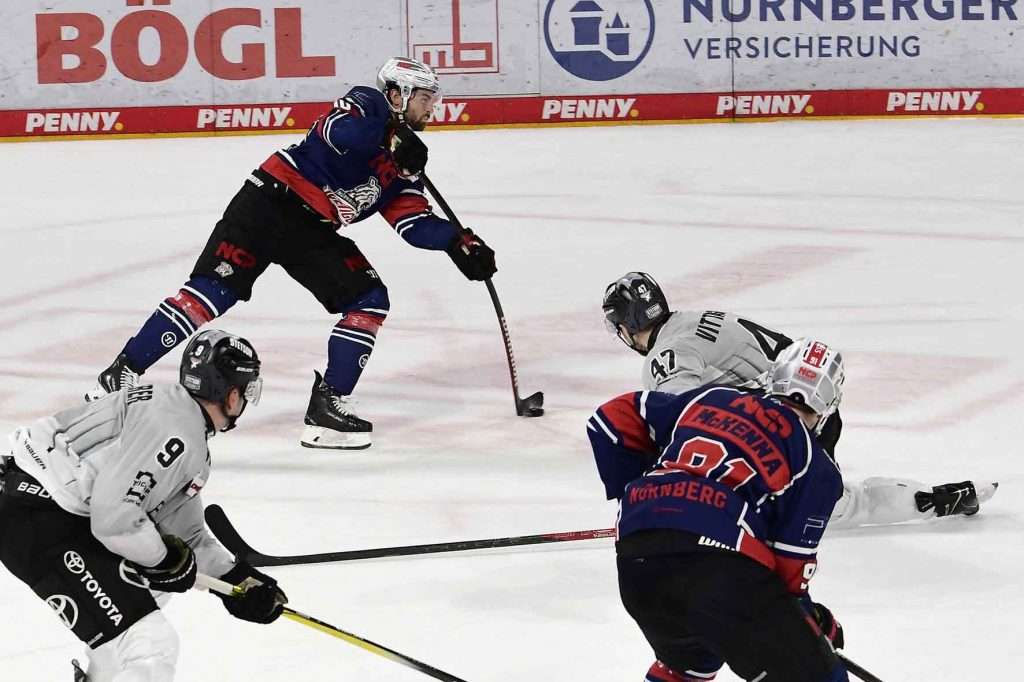 #del, #eishockey, #nit, #nuernbergicetigers, #icetigers, #puck, #pucki, #maskottchen, #nuernberg, #arena, #tor, #zuschauer, #fans, #hofmannpersonal, #vielfaltgewinnt, #keinfanohnejob, #bodin, #nergie, #wbgnuernberg,