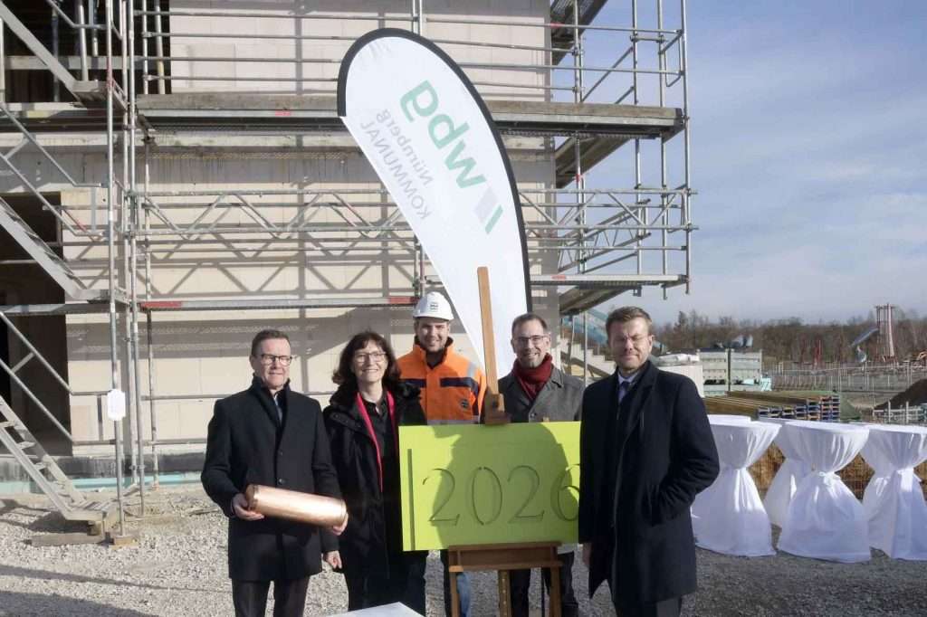 #nürnberg, #nuremberg, #stadt, #wbgnuernberg, #stiftung, #neubau, #mietwohnungen, #erneuerung, #abriss, #aufbau, #klimaziele, #wbg2000stiftung, #wohnbau, #Umweltfreundlich, #Wohnungen, #Vermietungen, #originalregional, #Holz, #Hybridhäuser, #ispfd, #Grundsteinlegung,