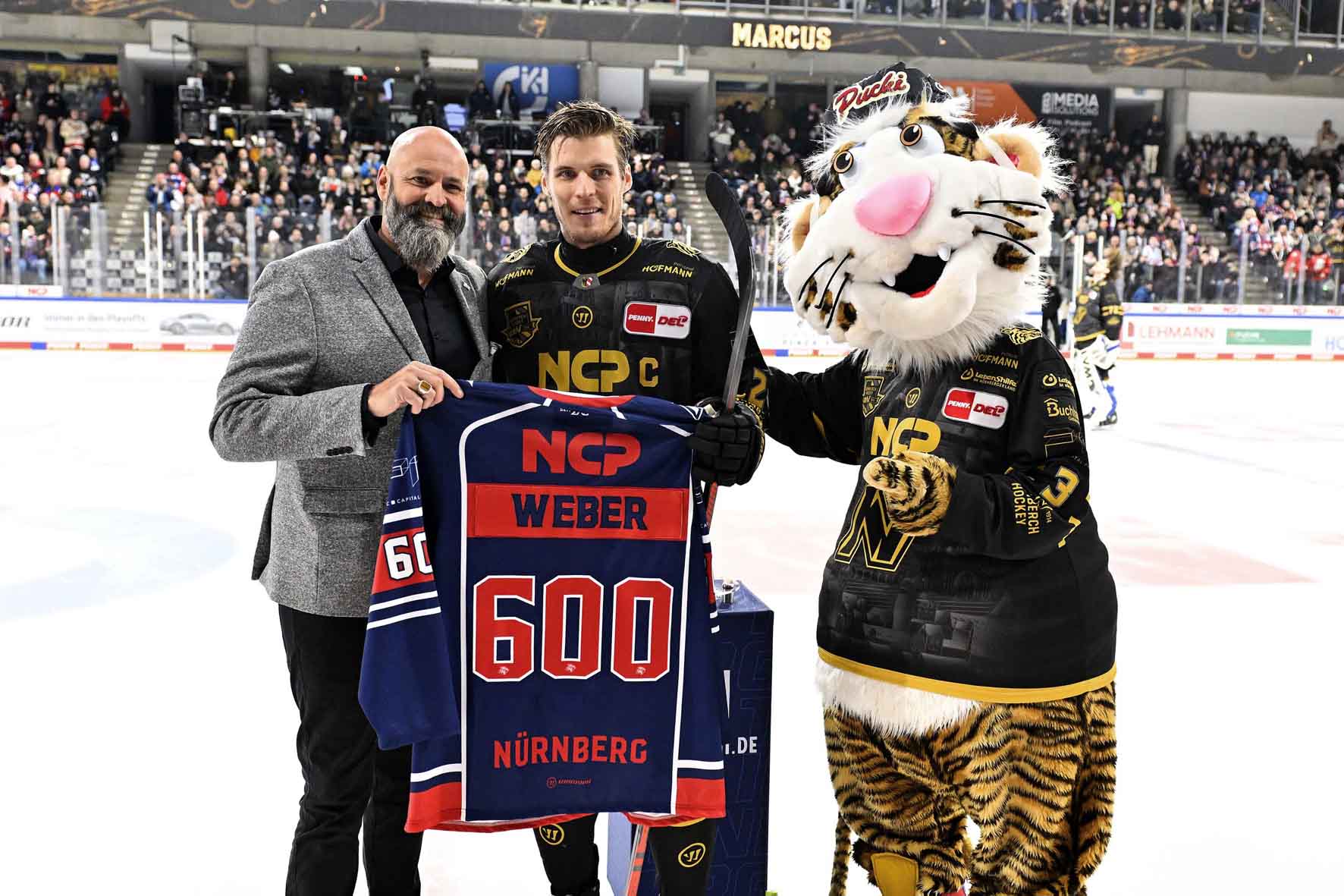 #del, #eishockey, #nit, #nuernbergicetigers, #icetigers, #puck, #pucki, #maskottchen, #nuernberg, #arena, #tor, #zuschauer, #fans, #hofmannpersonal, #vielfaltgewinnt, #keinfanohnejob, #bodin, #nergie, #wbgnuernberg,