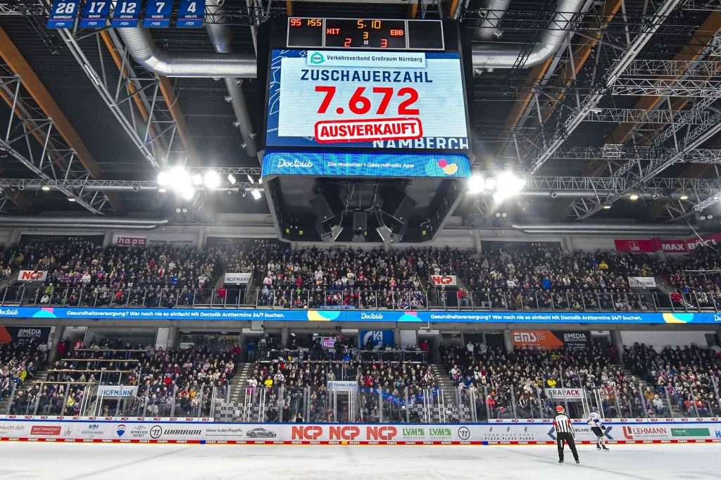 #del, #eishockey, #nit, #nuernbergicetigers, #icetigers, #puck, #pucki, #maskottchen, #nuernberg, #arena, #tor, #zuschauer, #fans, #hofmannpersonal, #vielfaltgewinnt, #keinfanohnejob, #bodin, #nergie, #wbgnuernberg,