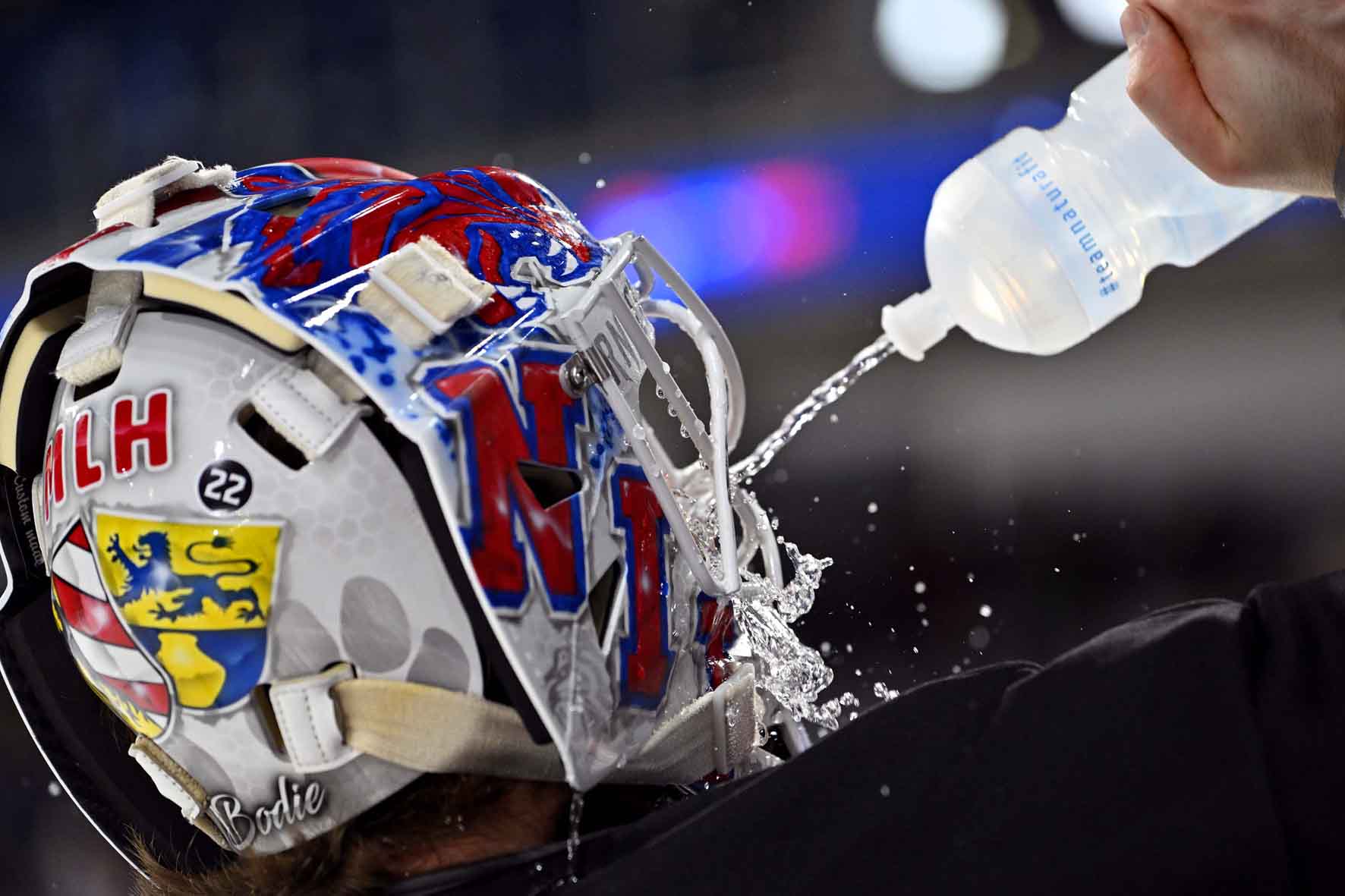 #del, #eishockey, #nit, #nuernbergicetigers, #icetigers, #puck, #pucki, #maskottchen, #nuernberg, #arena, #tor, #zuschauer, #fans, #hofmannpersonal, #vielfaltgewinnt, #keinfanohnejob, #bodin, #nergie, #wbgnuernberg,