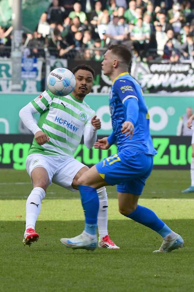 #Fussball, #Bundesliga, #DFL, #Liga2, #GreutherFürth, #sgf, #SportparkRonhof, #Kleeblatt, #HofmannPersonal, #BruderSpielwaren, #FrankenBrunnen, #GrünerBier, #RosicImmobilien, #simbadickiegroup, #Swietelsky, #WildPanda, #Fürth, #ball, #stadion, #zuschauer, #fans, #tor, #vielfaltgewinnt, #keinfanohnejob,