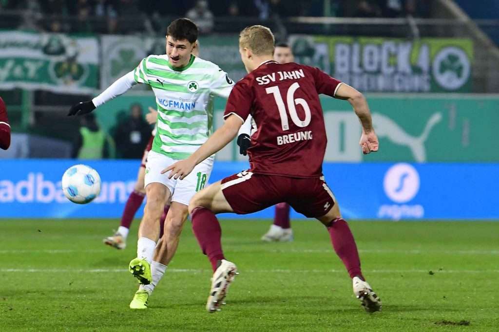 #Fussball, #Bundesliga, #DFL, #Liga2, #GreutherFürth, #sgf, #SportparkRonhof, #Kleeblatt, #HofmannPersonal, #BruderSpielwaren, #FrankenBrunnen, #GrünerBier, #RosicImmobilien, #simbadickiegroup, #Swietelsky, #WildPanda, #Fürth, #ball, #stadion, #zuschauer, #fans, #tor, #vielfaltgewinnt, #keinfanohnejob,
