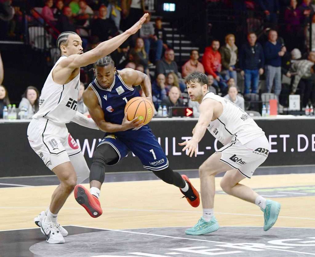 #bbl, #basketball, #proa, #nuernbergfalcons, #nuernberg, #falcons, #nbc, #kiametropolarena, #sparkassenuernberg, #nergie, #wbgnuernberg, #hofmannpersonal, #barmerliga, #nuebasketball, #vielfaltgewinnt, #keinfanohnejob, #norisblockers,