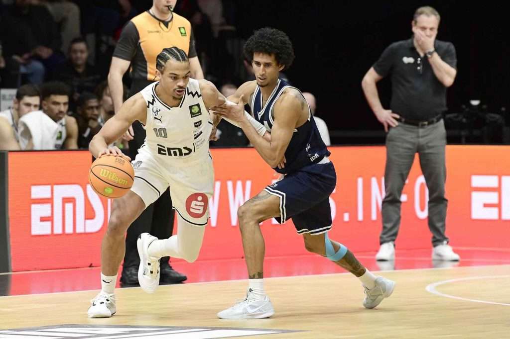 #bbl, #basketball, #proa, #nuernbergfalcons, #nuernberg, #falcons, #nbc, #kiametropolarena, #sparkassenuernberg, #nergie, #wbgnuernberg, #hofmannpersonal, #barmerliga, #nuebasketball, #vielfaltgewinnt, #keinfanohnejob, #norisblockers,