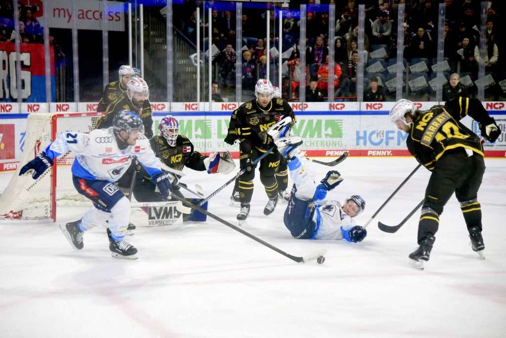 #del, #eishockey, #nit, #nuernbergicetigers, #icetigers, #puck, #pucki, #maskottchen, #nuernberg, #arena, #tor, #zuschauer, #fans, #hofmannpersonal, #vielfaltgewinnt, #keinfanohnejob, #bodin, #nergie, #wbgnuernberg,