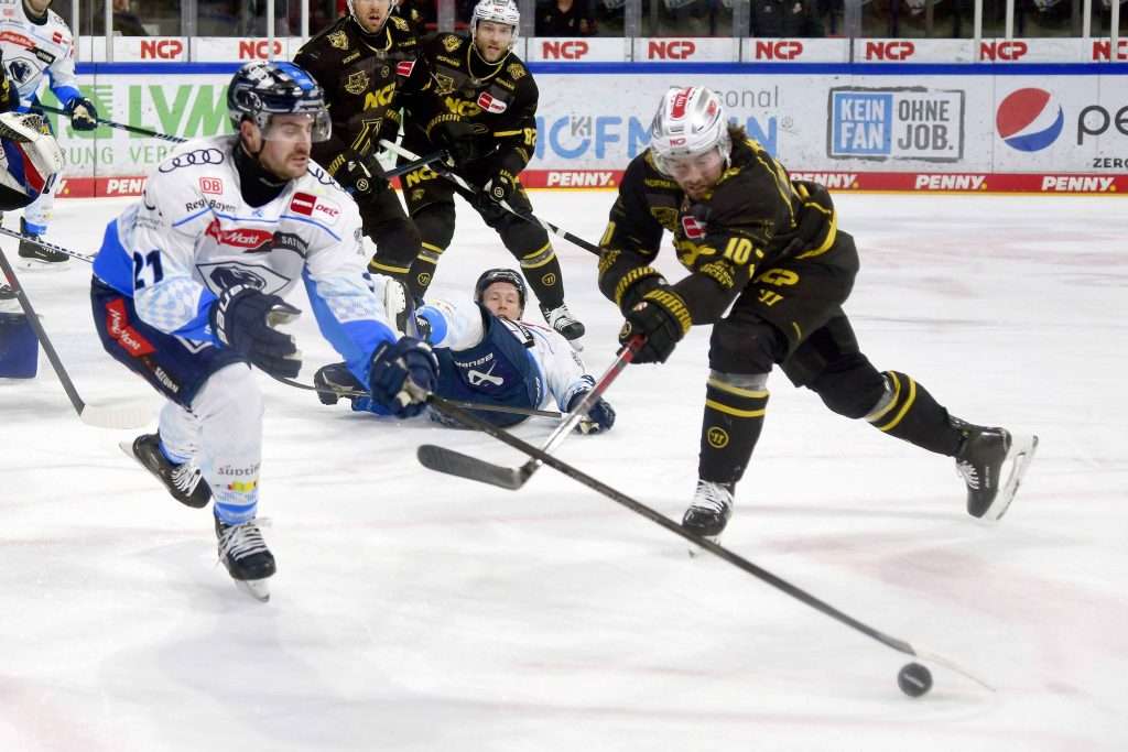 #del, #eishockey, #nit, #nuernbergicetigers, #icetigers, #puck, #pucki, #maskottchen, #nuernberg, #arena, #tor, #zuschauer, #fans, #hofmannpersonal, #vielfaltgewinnt, #keinfanohnejob, #bodin, #nergie, #wbgnuernberg,