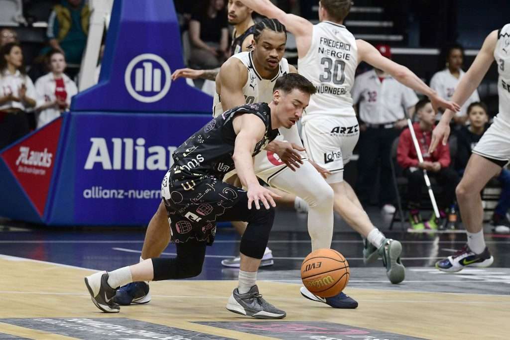 #bbl, #basketball, #proa, #nuernbergfalcons, #nuernberg, #falcons, #nbc, #kiametropolarena, #sparkassenuernberg, #nergie, #wbgnuernberg, #hofmannpersonal, #barmerliga, #nuebasketball, #vielfaltgewinnt, #keinfanohnejob, #norisblockers,