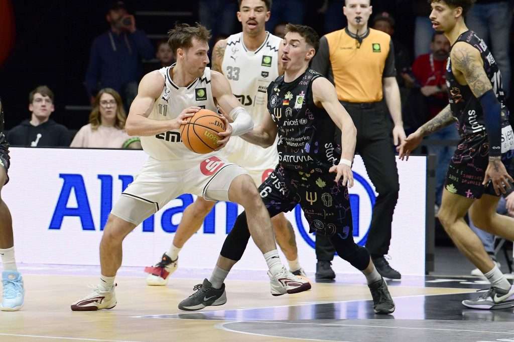 #bbl, #basketball, #proa, #nuernbergfalcons, #nuernberg, #falcons, #nbc, #kiametropolarena, #sparkassenuernberg, #nergie, #wbgnuernberg, #hofmannpersonal, #barmerliga, #nuebasketball, #vielfaltgewinnt, #keinfanohnejob, #norisblockers,