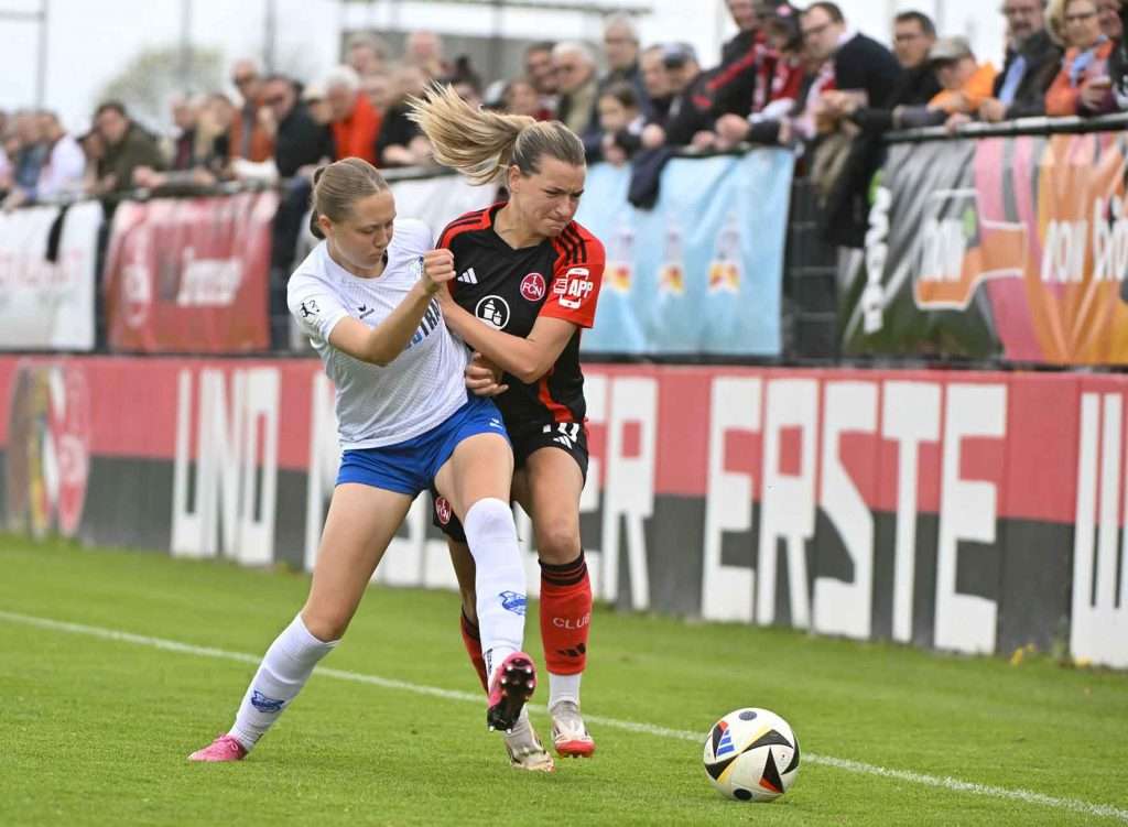 #Fußball, #Liga2, #Bundesliga, #DFL, #DFB, #Nürnberg, #1fcn, #fcn, #damen, #frauen, #Stadion, #MaxMorlockStadion, #Ball, #Sport, #Fans, #Jubel, #Torjubel, #Fahnen, #Fanblock, #Faszination, #Action, #Zweikampf, #Schiedsrichter, #Linienrichter, #SparkasseNürnberg, #NErgie, #Kulmbacher, #Zuschauer, #fussball,