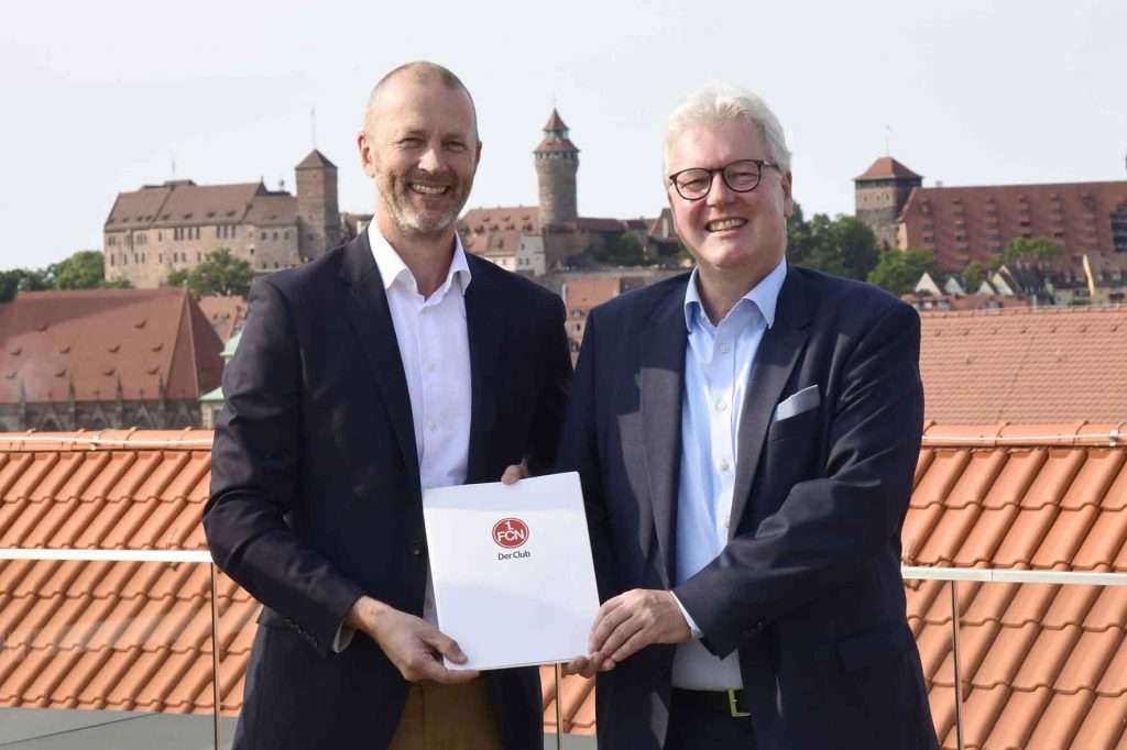 #Fußball, #Liga2, #Bundesliga, #DFL, #DFB, #Nürnberg, #Stadion, #MaxMorlockStadion, #Ball, #Sport, #Fans, #Torjubel, #Ausschreitung, #Pyrotechnik, #Fahnen, #Fanblock, #Faszination, #Action, #Zweikampf, #Schiedsrichter, #Linienrichter, #FrankenBrunnen, #NErgie, #SparkasseNürnberg, #toolcraft, #Freizeit, #Familie, #Zuschauer, #MaxMorlock, #Spielräume, #Stolperstein, #JenöKonradCup, #dielegendelebt,