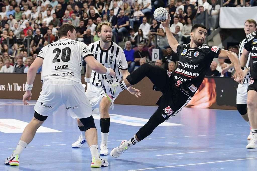 #Handballbundesliga, #LiquiMoly, #HCErlangen, #Handball, #HBL, #Nuremberg, #Erlangen, #ArenaNürnbergerVersicherung, #heitec, #Fackelmann, #Aichinger, #BarthHaas, #Bodin, #MaxBögl, #Bionorica, #Hemmersbach, #hlstudios, #HofmannPersonal, #LauerEuromovers, #Mauss, #pensionsolution, #Schultheiß, #SontowskiPartner, #Tucher, #Wild Panda, #hce, #ball, #tor, #zuschauer, #fans, #vielfaltgewinnt, #keinfanohnejob,