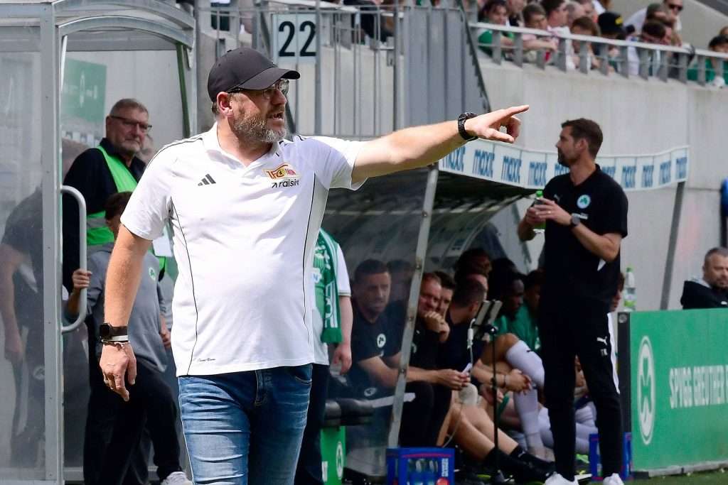 #Fussball, #Bundesliga, #DFL, #Liga2, #GreutherFürth, #sgf, #SportparkRonhof, #Kleeblatt, #HofmannPersonal, #BruderSpielwaren, #FrankenBrunnen, #GrünerBier, #RosicImmobilien, #simbadickiegroup, #Swietelsky, #WildPanda, #Fürth, #ball, #stadion, #zuschauer, #fans, #tor, #vielfaltgewinnt, #keinfanohnejob,