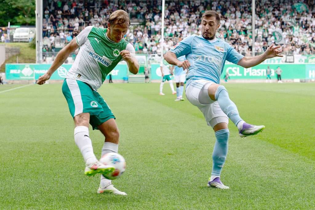 #Fussball, #Bundesliga, #DFL, #Liga2, #GreutherFürth, #sgf, #SportparkRonhof, #Kleeblatt, #HofmannPersonal, #BruderSpielwaren, #FrankenBrunnen, #GrünerBier, #RosicImmobilien, #simbadickiegroup, #Swietelsky, #WildPanda, #Fürth, #ball, #stadion, #zuschauer, #fans, #tor, #vielfaltgewinnt, #keinfanohnejob,