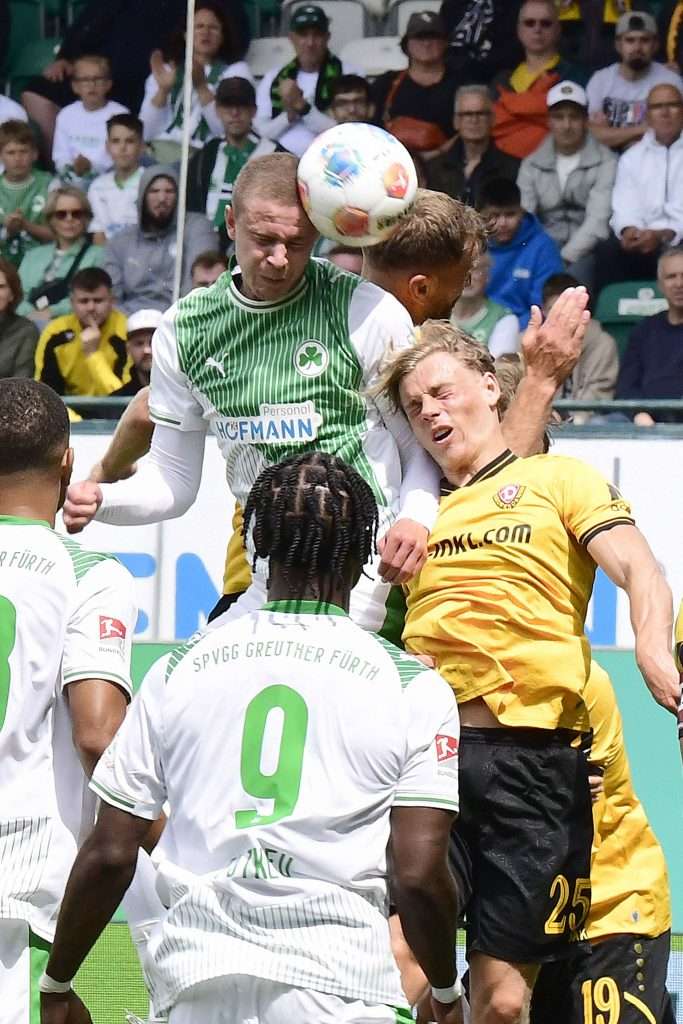 #Fussball, #Bundesliga, #DFL, #Liga2, #GreutherFürth, #sgf, #SportparkRonhof, #Kleeblatt, #HofmannPersonal, #BruderSpielwaren, #FrankenBrunnen, #GrünerBier, #RosicImmobilien, #simbadickiegroup, #Swietelsky, #WildPanda, #Fürth, #ball, #stadion, #zuschauer, #fans, #tor, #vielfaltgewinnt, #keinfanohnejob,