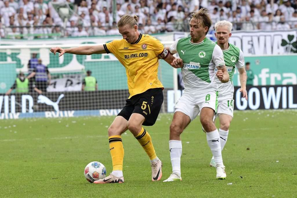 #Fussball, #Bundesliga, #DFL, #Liga2, #GreutherFürth, #sgf, #SportparkRonhof, #Kleeblatt, #HofmannPersonal, #BruderSpielwaren, #FrankenBrunnen, #GrünerBier, #RosicImmobilien, #simbadickiegroup, #Swietelsky, #WildPanda, #Fürth, #ball, #stadion, #zuschauer, #fans, #tor, #vielfaltgewinnt, #keinfanohnejob,