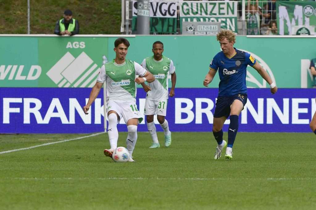 #Fussball, #Bundesliga, #DFL, #Liga2, #GreutherFürth, #sgf, #SportparkRonhof, #Kleeblatt, #HofmannPersonal, #BruderSpielwaren, #FrankenBrunnen, #GrünerBier, #RosicImmobilien, #simbadickiegroup, #Swietelsky, #WildPanda, #Fürth, #ball, #stadion, #zuschauer, #fans, #tor, #vielfaltgewinnt, #keinfanohnejob,