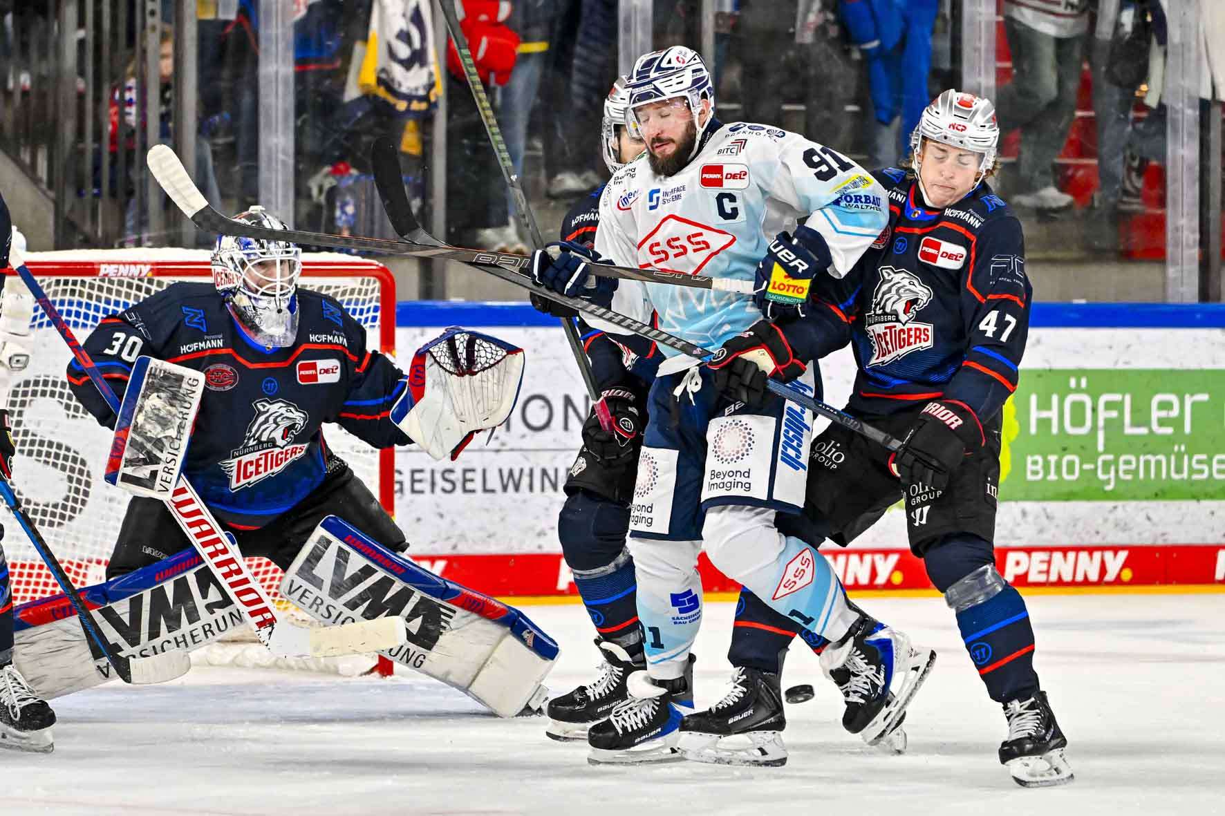 #del, #eishockey, #nit, #nuernbergicetigers, #icetigers, #puck, #pucki, #maskottchen, #nuernberg, #arena, #tor, #zuschauer, #fans, #hofmannpersonal, #vielfaltgewinnt, #keinfanohnejob, #bodin, #nergie, #wbgnuernberg,