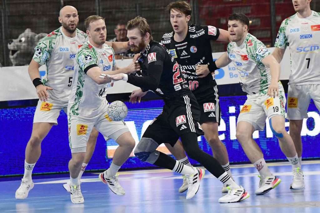 #Handballbundesliga, #LiquiMoly, #HCErlangen, #Handball, #HBL, #Nuremberg, #Erlangen, #ArenaNürnbergerVersicherung, #heitec, #Fackelmann, #Aichinger, #BarthHaas, #Bodin, #MaxBögl, #Bionorica, #Hemmersbach, #hlstudios, #HofmannPersonal, #LauerEuromovers, #Mauss, #pensionsolution, #Schultheiß, #SontowskiPartner, #Tucher, #Wild Panda, #hce, #ball, #tor, #zuschauer, #fans, #vielfaltgewinnt, #keinfanohnejob,
