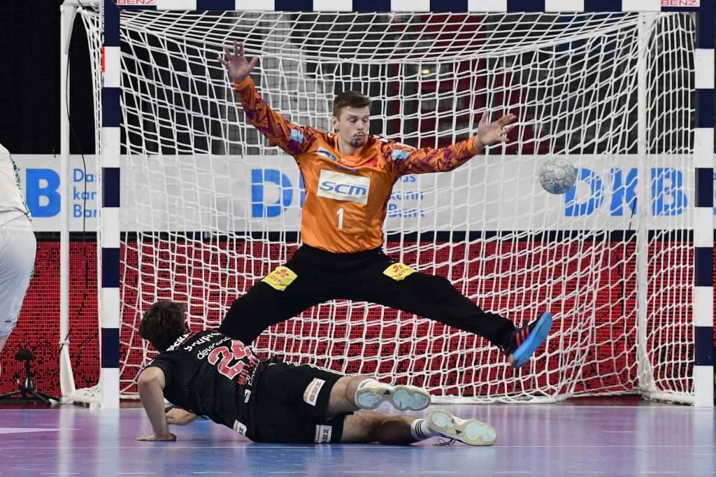#Handballbundesliga, #LiquiMoly, #HCErlangen, #Handball, #HBL, #Nuremberg, #Erlangen, #ArenaNürnbergerVersicherung, #heitec, #Fackelmann, #Aichinger, #BarthHaas, #Bodin, #MaxBögl, #Bionorica, #Hemmersbach, #hlstudios, #HofmannPersonal, #LauerEuromovers, #Mauss, #pensionsolution, #Schultheiß, #SontowskiPartner, #Tucher, #Wild Panda, #hce, #ball, #tor, #zuschauer, #fans, #vielfaltgewinnt, #keinfanohnejob,