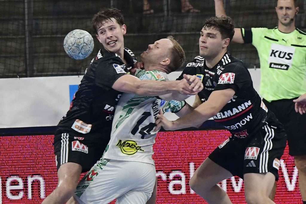 #Handballbundesliga, #LiquiMoly, #HCErlangen, #Handball, #HBL, #Nuremberg, #Erlangen, #ArenaNürnbergerVersicherung, #heitec, #Fackelmann, #Aichinger, #BarthHaas, #Bodin, #MaxBögl, #Bionorica, #Hemmersbach, #hlstudios, #HofmannPersonal, #LauerEuromovers, #Mauss, #pensionsolution, #Schultheiß, #SontowskiPartner, #Tucher, #Wild Panda, #hce, #ball, #tor, #zuschauer, #fans, #vielfaltgewinnt, #keinfanohnejob,