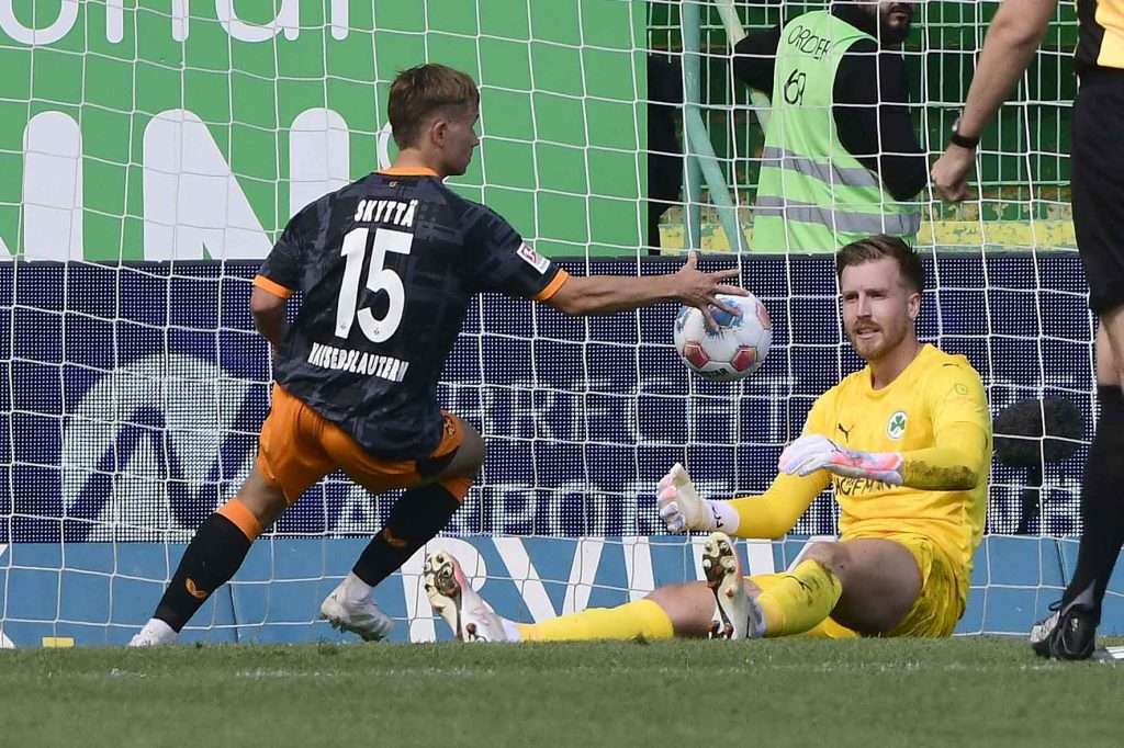 #Fussball, #Bundesliga, #DFL, #Liga2, #GreutherFürth, #sgf, #SportparkRonhof, #Kleeblatt, #HofmannPersonal, #BruderSpielwaren, #FrankenBrunnen, #GrünerBier, #RosicImmobilien, #simbadickiegroup, #Swietelsky, #WildPanda, #Fürth, #ball, #stadion, #zuschauer, #fans, #tor, #vielfaltgewinnt, #keinfanohnejob,