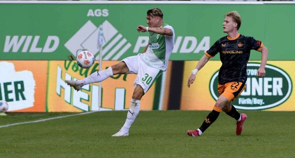 #Fussball, #Bundesliga, #DFL, #Liga2, #GreutherFürth, #sgf, #SportparkRonhof, #Kleeblatt, #HofmannPersonal, #BruderSpielwaren, #FrankenBrunnen, #GrünerBier, #RosicImmobilien, #simbadickiegroup, #Swietelsky, #WildPanda, #Fürth, #ball, #stadion, #zuschauer, #fans, #tor, #vielfaltgewinnt, #keinfanohnejob,