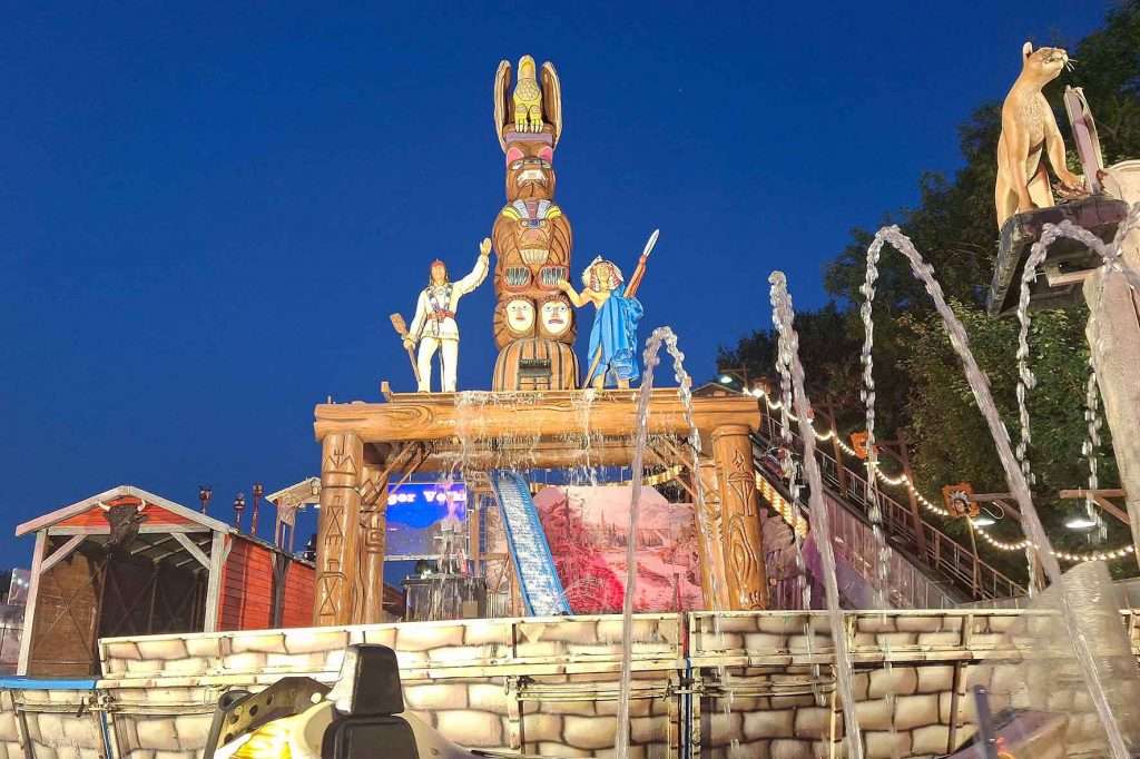 #Nürnberg, #Nuremberg, #MetropolregionNürnberg, #Frühlingsfest, #Herbstvolksfest, #Tucher, #GlossnerBier, #Grüner, #Gutmann, #Landwehrbräu, #Zirndorfer, #Festlichkeit, #Verkaufsstände, #Süssigkeiten, #Bratwürste, #Kinder, #Erwachsene, #Bierzelt, #Fahrgeschäfte, #Karussell, #Riesenrad, #Wellenflug, #Geisterbahn, #Feuerwerk, #Losbuden, #Eis, #Belustigung, #Volksfestplatz, #Oma, #Opa, #Enkelkinder, #Ausflug, #Dutzendteich, #Volksfestkönigin, #LorenzKalb, #SüddeutscherSchaustellerverband, #Freizeit, #Vergnügen,