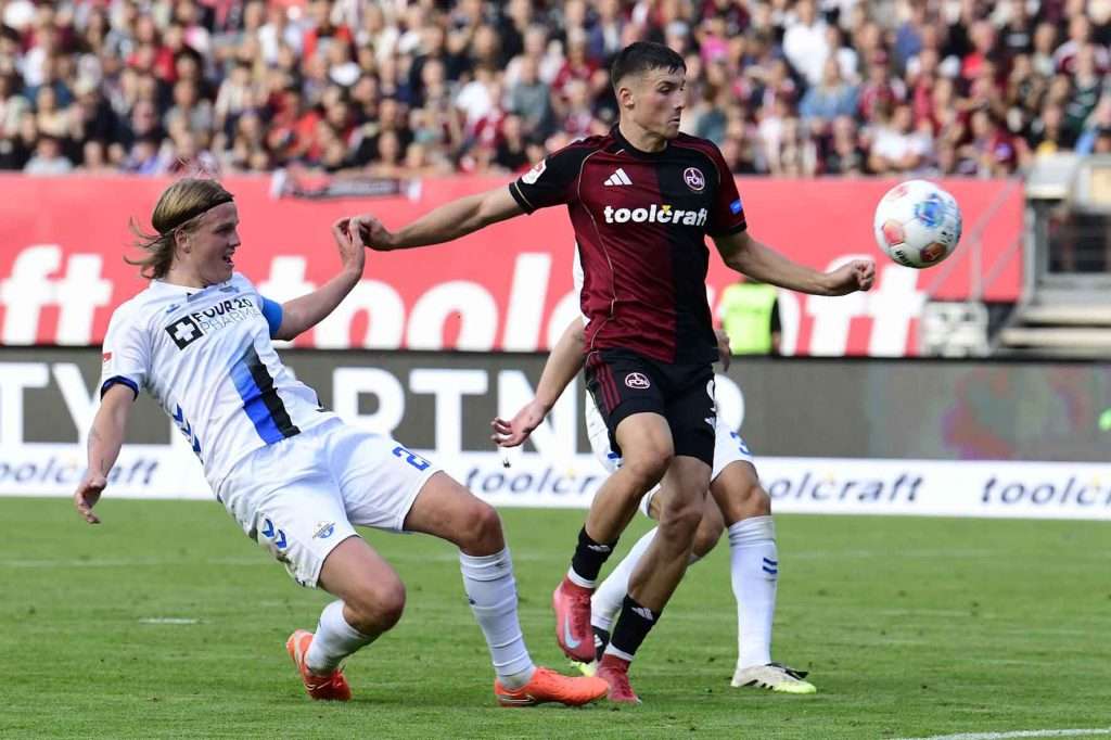 #Fußball, #Liga2, #Bundesliga, #DFL, #DFB, #Nürnberg, #1fcn, #fcn, #ClubHaus, #Stadion, #MaxMorlockStadion, #Fußball, #Ball, #Sport, #Fans, #Torjubel, #Ausschreitung, #Pyrotechnik, #Fahnen, #Fanblock, #Faszination, #Action, #Zweikampf, #Schiedsrichter, #Linienrichter, #FrankenBrunnen, #WolfHeizung, #NErgie, #toolcraft, #SparkasseNürnberg, #Freizeit, #Familie, #Zuschauer, #MaxMorlock, #Spielräume, #Stolperstein, #JenöKonradCup, #dielegendelebt, #Handball, #Boxen, #Tennis, #Schwimmen, #HandwerkerClub, #Handwerkerazubimesse, #azubimesse, #erstklaessleraktion, #125Jahre, #Jubiläum,
