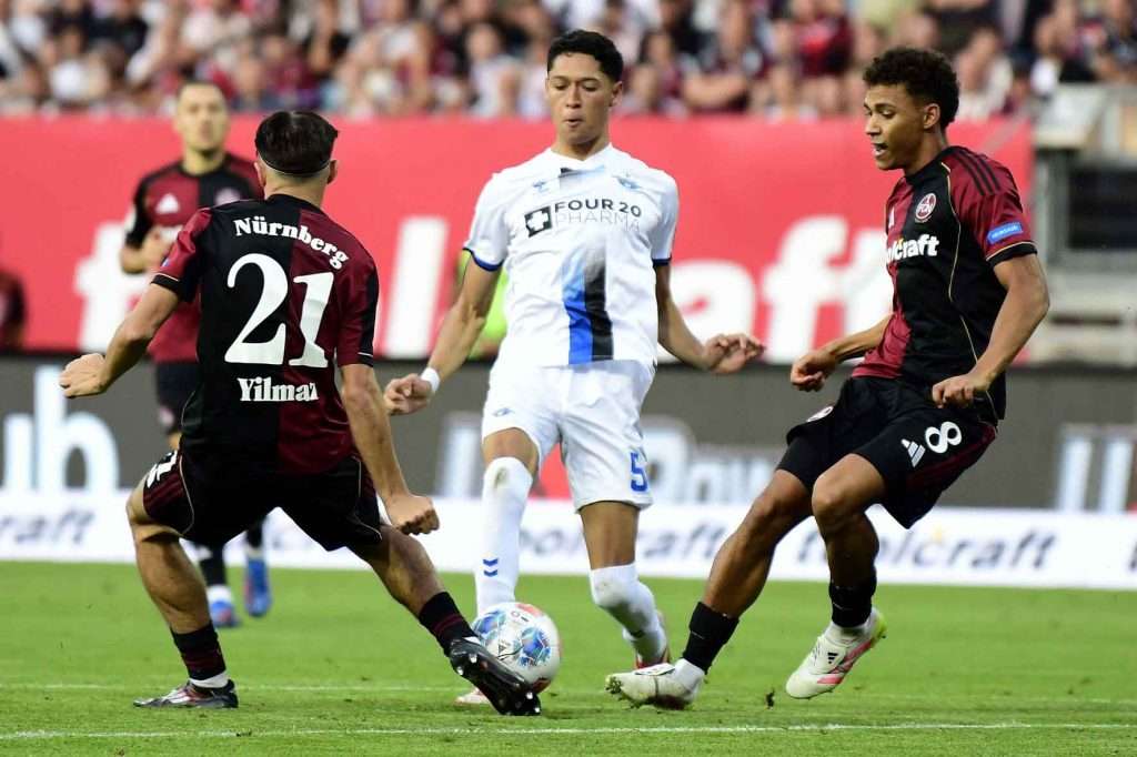 #Fußball, #Liga2, #Bundesliga, #DFL, #DFB, #Nürnberg, #1fcn, #fcn, #ClubHaus, #Stadion, #MaxMorlockStadion, #Fußball, #Ball, #Sport, #Fans, #Torjubel, #Ausschreitung, #Pyrotechnik, #Fahnen, #Fanblock, #Faszination, #Action, #Zweikampf, #Schiedsrichter, #Linienrichter, #FrankenBrunnen, #WolfHeizung, #NErgie, #toolcraft, #SparkasseNürnberg, #Freizeit, #Familie, #Zuschauer, #MaxMorlock, #Spielräume, #Stolperstein, #JenöKonradCup, #dielegendelebt, #Handball, #Boxen, #Tennis, #Schwimmen, #HandwerkerClub, #Handwerkerazubimesse, #azubimesse, #erstklaessleraktion, #125Jahre, #Jubiläum,