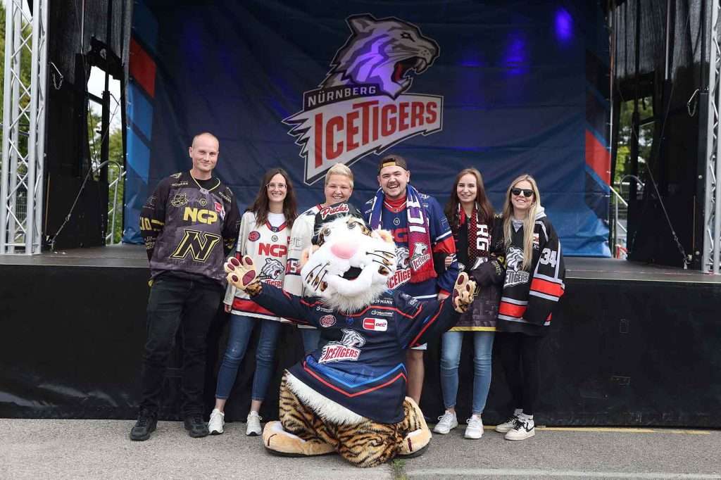#del, #eishockey, #nit, #nuernbergicetigers, #icetigers, #puck, #pucki, #maskottchen, #nuernberg, #arena, #tor, #zuschauer, #fans, #hofmannpersonal, #vielfaltgewinnt, #keinfanohnejob, #bodin, #nergie, #wbgnuernberg,