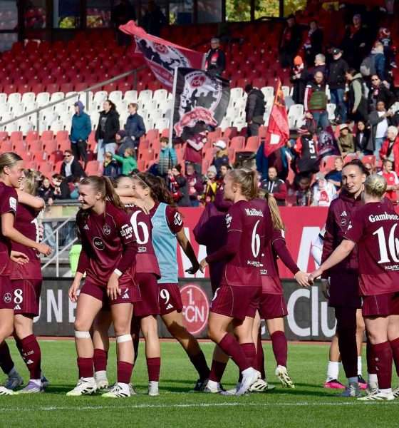 #Fußball, #Liga1, #Bundesliga, #DFL, #DFB, #googlepixel, #frauenbundesliga, #Nürnberg, #1fcn, #fcn, #damen, #frauen, #Stadion, #MaxMorlockStadion, #Ball, #Sport, #Fans, #Jubel, #Torjubel, #Fahnen, #Fanblock, #Faszination, #Action, #Zweikampf, #Schiedsrichter, #Linienrichter, #SparkasseNürnberg, #NErgie, #Zuschauer, #fussball,