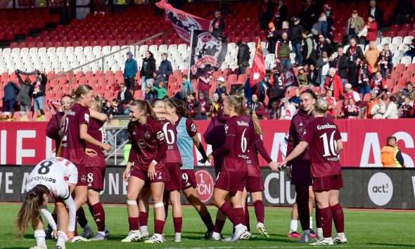 #Fußball, #Liga1, #Bundesliga, #DFL, #DFB, #googlepixel, #frauenbundesliga, #Nürnberg, #1fcn, #fcn, #damen, #frauen, #Stadion, #MaxMorlockStadion, #Ball, #Sport, #Fans, #Jubel, #Torjubel, #Fahnen, #Fanblock, #Faszination, #Action, #Zweikampf, #Schiedsrichter, #Linienrichter, #SparkasseNürnberg, #NErgie, #Zuschauer, #fussball,