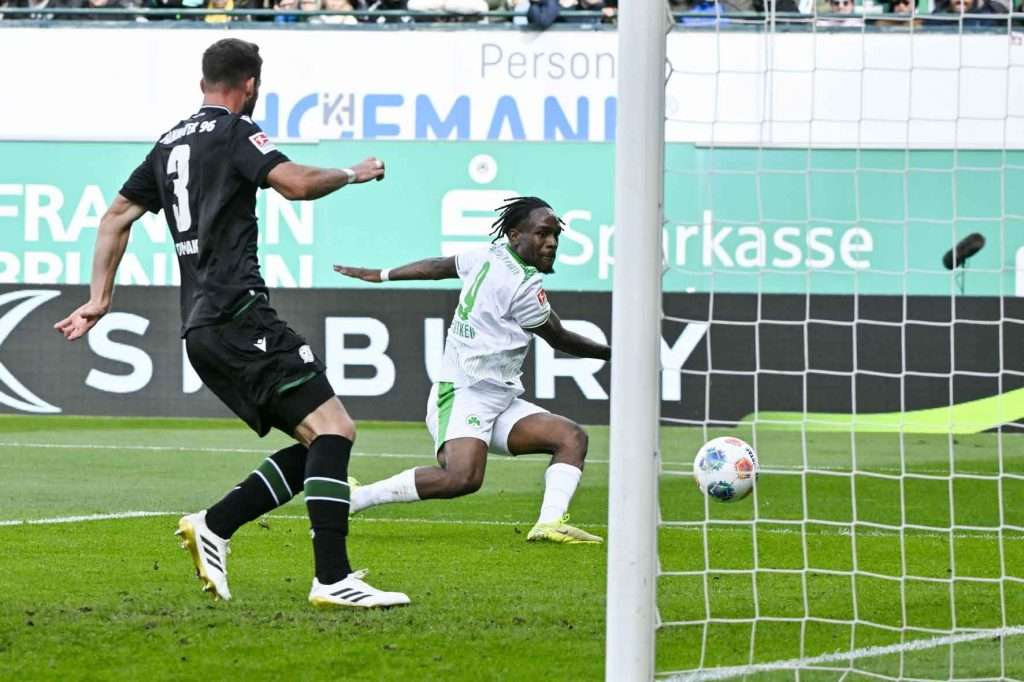 #Fussball, #Bundesliga, #DFL, #Liga2, #GreutherFürth, #sgf, #SportparkRonhof, #Kleeblatt, #HofmannPersonal, #BruderSpielwaren, #FrankenBrunnen, #GrünerBier, #RosicImmobilien, #simbadickiegroup, #Swietelsky, #WildPanda, #Fürth, #ball, #stadion, #zuschauer, #fans, #tor, #vielfaltgewinnt, #keinfanohnejob,