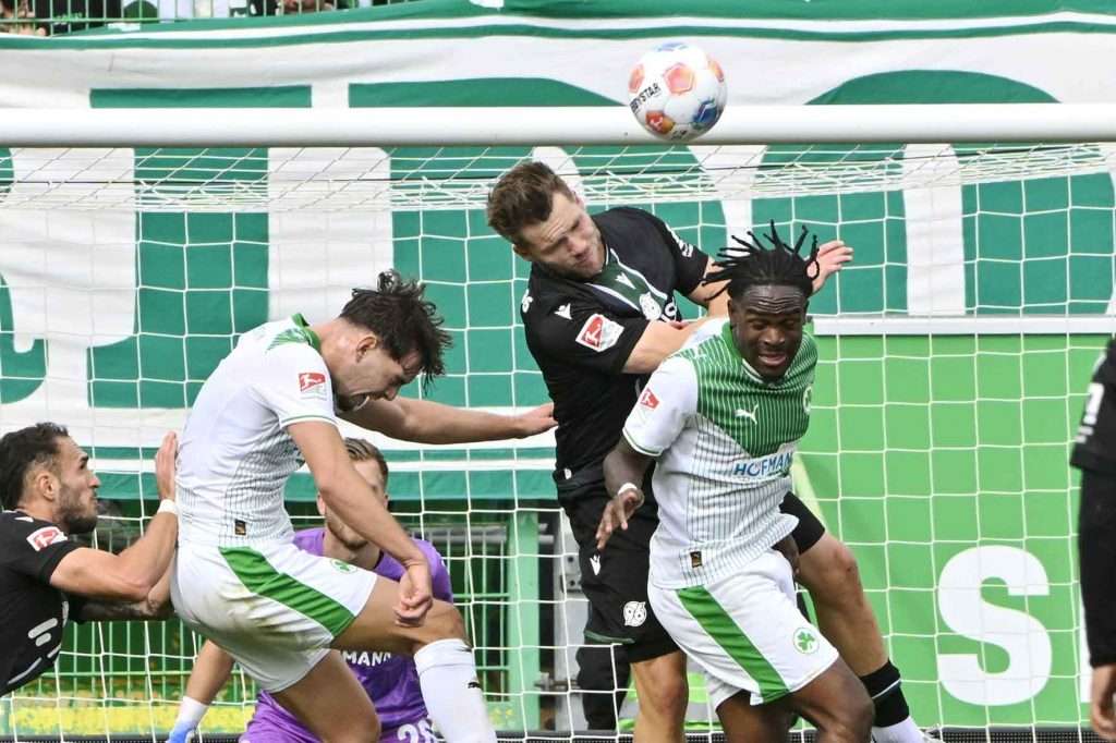 #Fussball, #Bundesliga, #DFL, #Liga2, #GreutherFürth, #sgf, #SportparkRonhof, #Kleeblatt, #HofmannPersonal, #BruderSpielwaren, #FrankenBrunnen, #GrünerBier, #RosicImmobilien, #simbadickiegroup, #Swietelsky, #WildPanda, #Fürth, #ball, #stadion, #zuschauer, #fans, #tor, #vielfaltgewinnt, #keinfanohnejob,