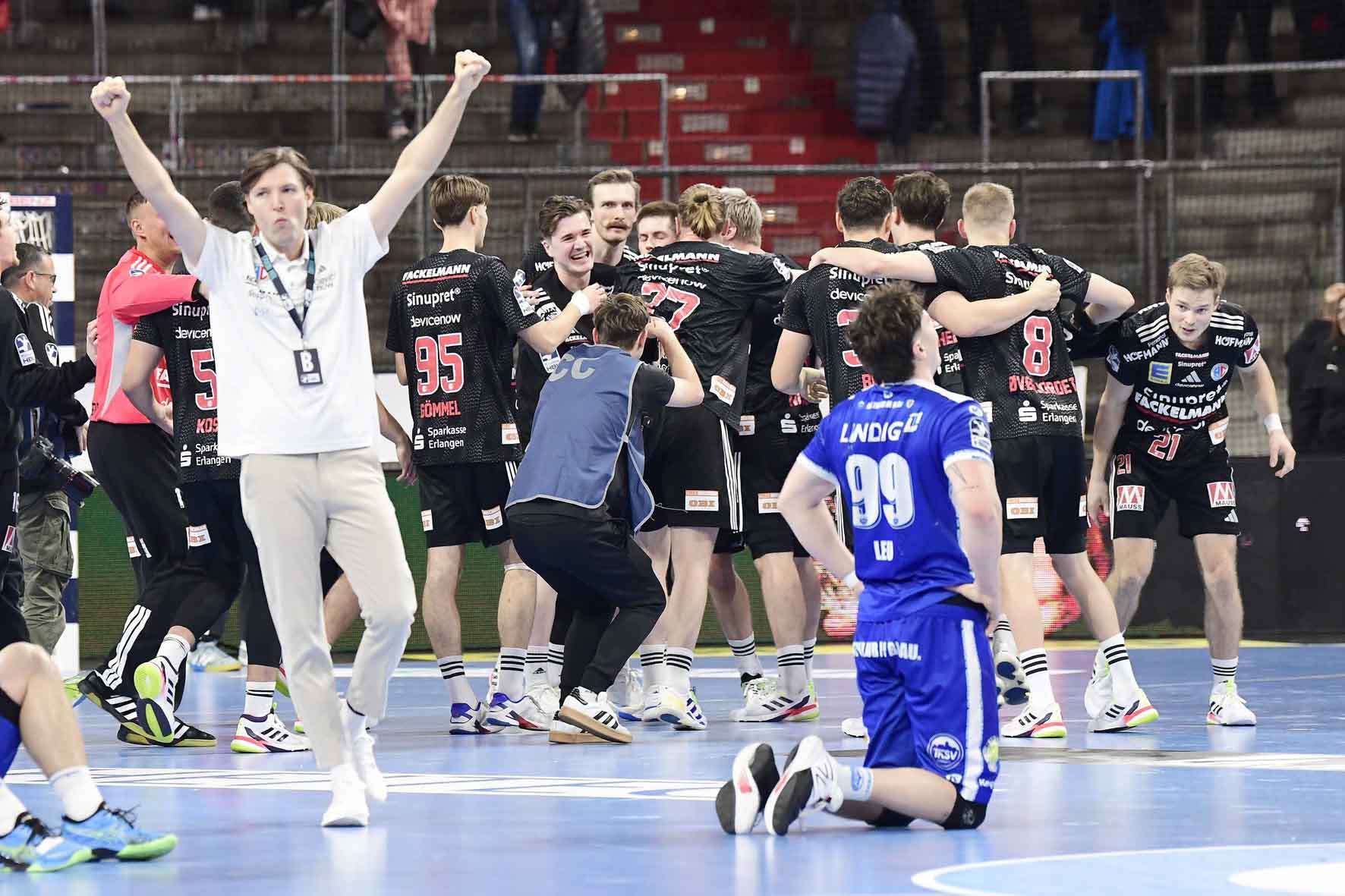 #Handballbundesliga, #HCErlangen, #Handball, #HBL, #Nuremberg, #Erlangen, #ArenaNürnbergerVersicherung, #heitec, #Fackelmann, #Aichinger, #BarthHaas, #Bodin, #MaxBögl, #Bionorica, #Hemmersbach, #hlstudios, #HofmannPersonal, #LauerEuromovers, #Mauss, #pensionsolution, #Schultheiß, #SontowskiPartner, #Tucher, #Wild Panda, #hce, #ball, #tor, #zuschauer, #fans, #vielfaltgewinnt, #keinfanohnejob,