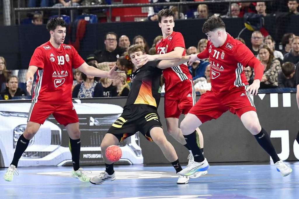 #DHB, #Nationalmannschaft, #Länderspiel, #Handballbundesliga, #HCErlangen, #Handball, #HBL, #Nuremberg, #Erlangen, #ArenaNürnberg, #heitec, #Fackelmann, #Aichinger, #BarthHaas, #Bodin, #MaxBögl, #Bionorica, #Hemmersbach, #hlstudios, #HofmannPersonal, #LauerEuromovers, #Mauss, #pensionsolution, #Schultheiß, #SontowskiPartner, #Tucher, #Wild Panda, #hce, #ball, #tor, #zuschauer, #fans, #vielfaltgewinnt, #keinfanohnejob,